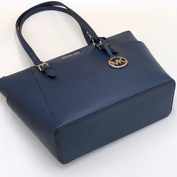 MICHAEL KORS Charlotte Large Leather Top-Zip Navy